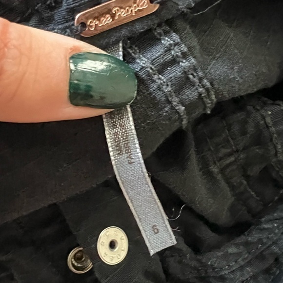 FREE PEOPLE Washed Black Mini Denim Skirt Size 6 - Picture 4 of 6